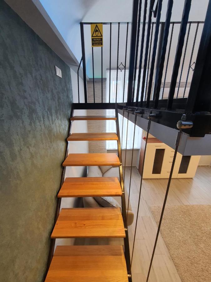 Belvarosi Exkluziv Loft Debrecen Exterior foto